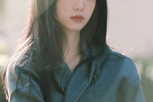 白鹿黑历史被大起底对前辈无礼学历造假发布辱华辱女争议视频